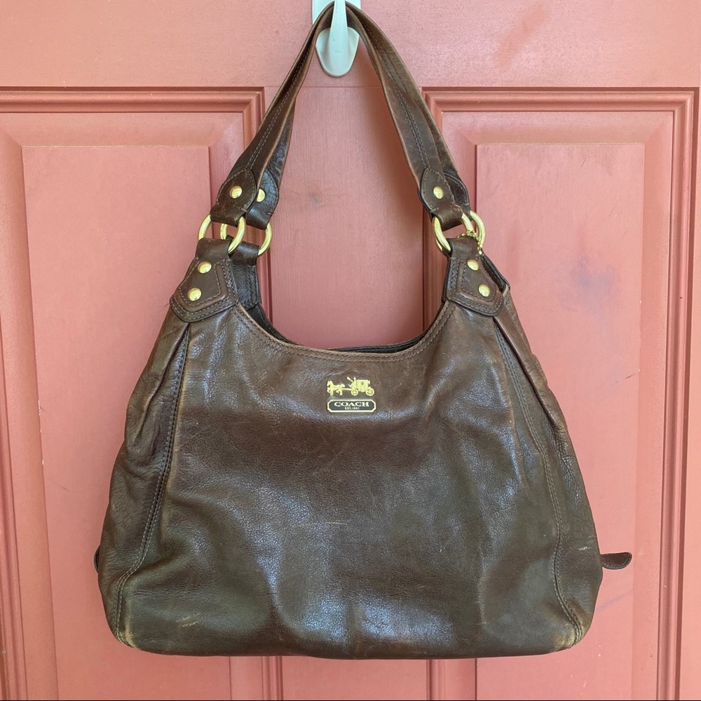Coach gorgeous worn leather shoulder bag